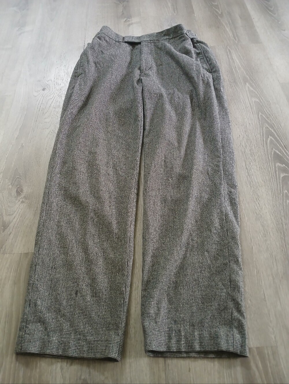Polo Ralph Lauren Men's Gray Houndstooth Dress Pants - Classic Tailored Style